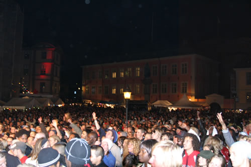 Full fart på riddarholmen